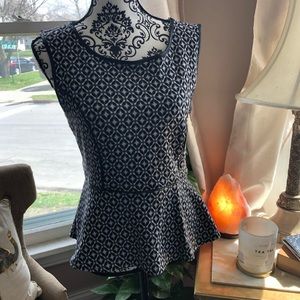 Patterned peplum